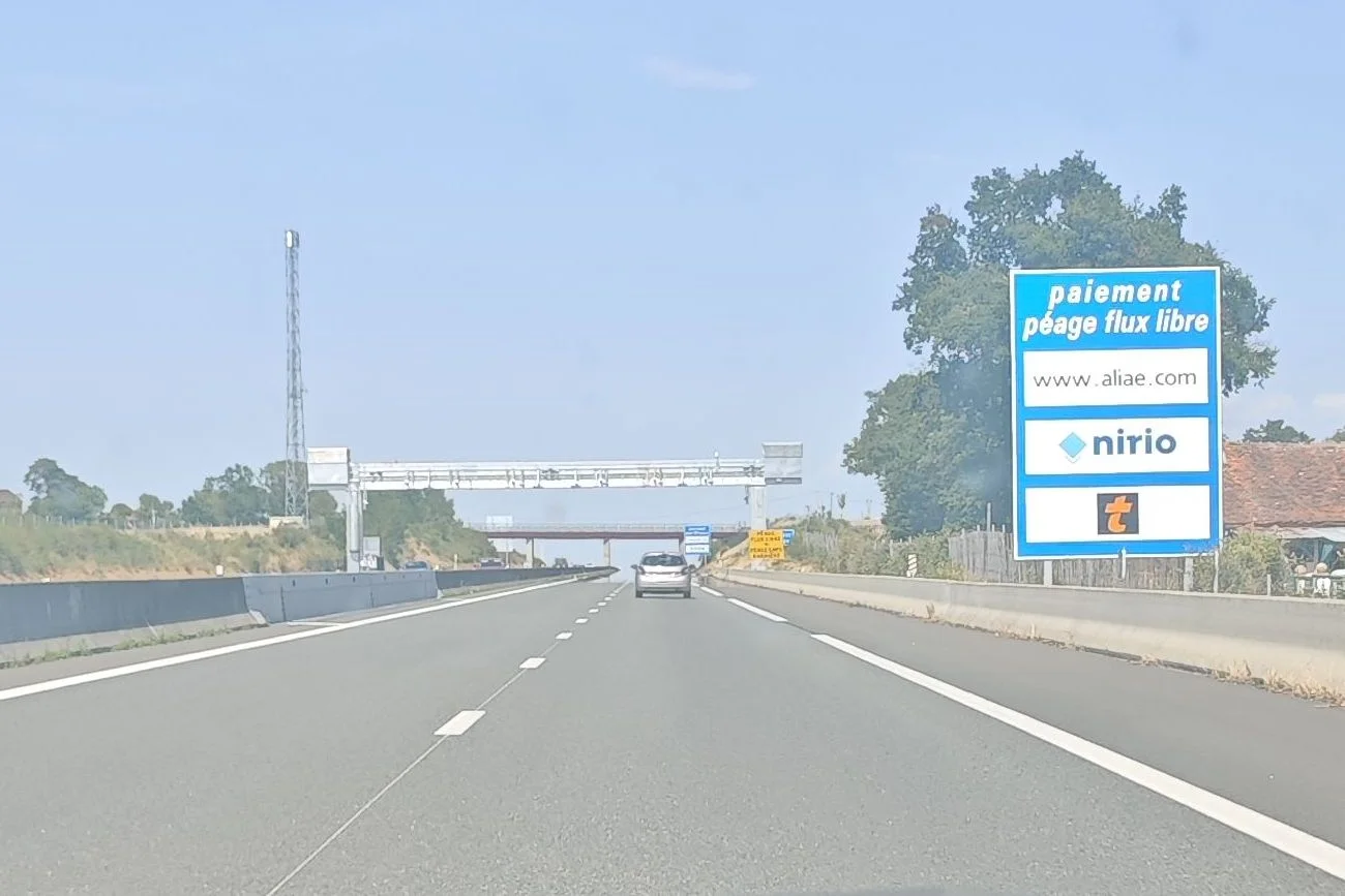 autostrade flusso +libero francia pedaggio cartello1