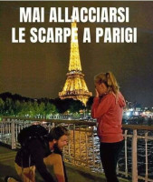 Meme e immagini simpatiche su Parigi e i francesi...