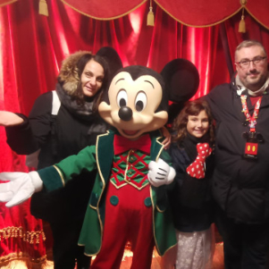 foto con i Personaggi Disney. tutte le possibilit&agrave; e app saltafila...