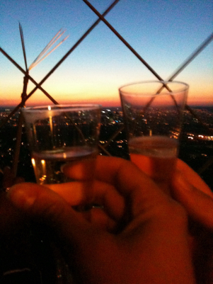 bar a champagne tour eiffel