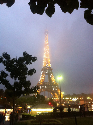 torre eiffel che scintilla