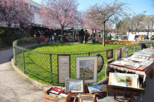 mercato delle pulci a Parigi porte de Vanves