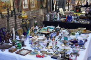 mercato delle pulci a Parigi porte de Vanves