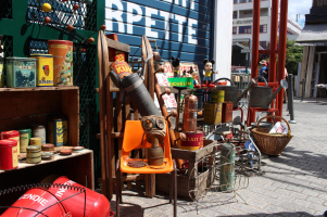 mercato delle pulci a Parigi st-Ouen porte Clignancourt