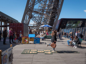 bar primo piano torre eiffel