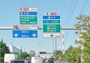 segnali stradali francesi: autostrade blu e strade statali verdi