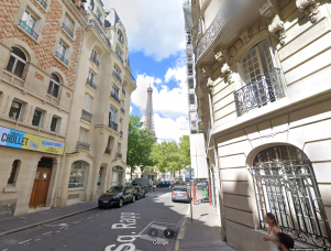 selfie torre Eiffel da 6 square Rapp