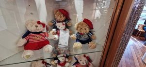 negozio souvenir secondo piano torre eiffel