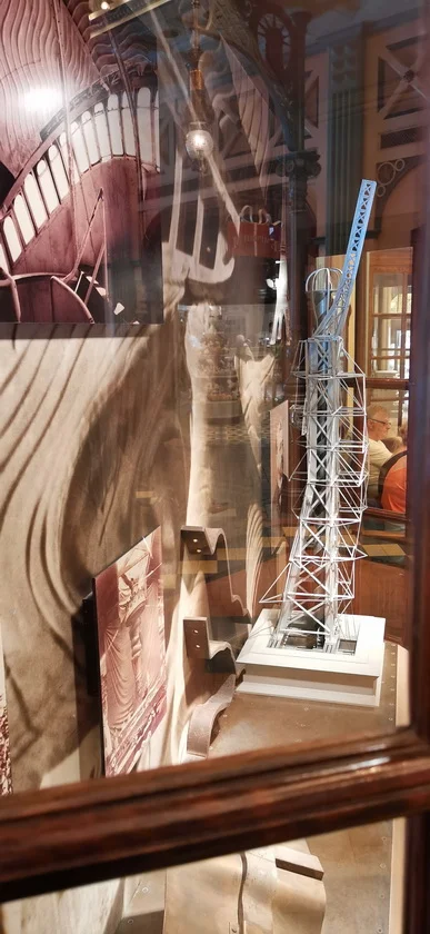 statua libertà parigi in liberty arcade a disneyland paris