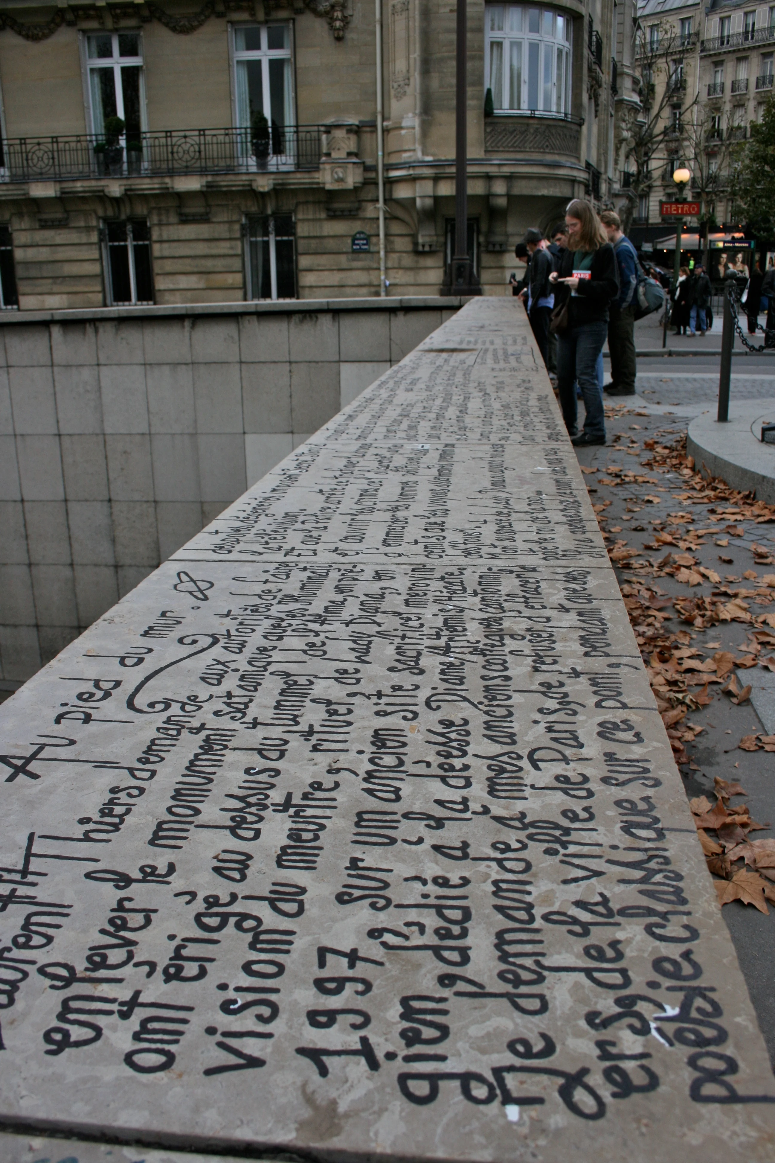 fiamma statua libertà tunnel alma parigi