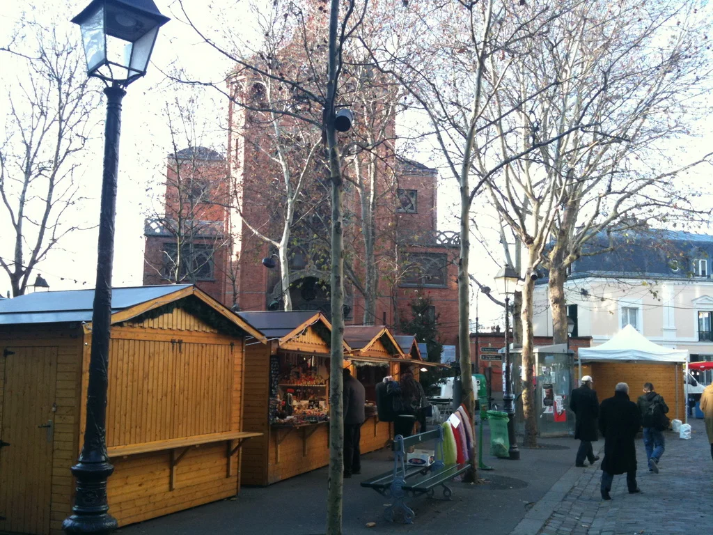 mercato di natale parigi montmartre place abbessess