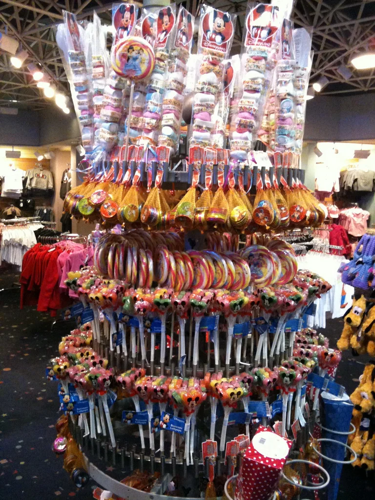 shopping disneyland paris