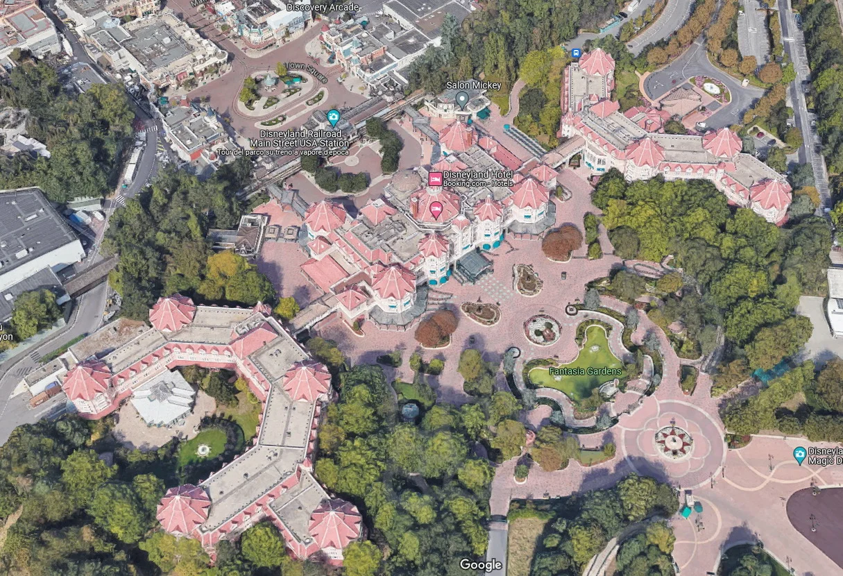 Disneyland Hotel a Disneyland Paris