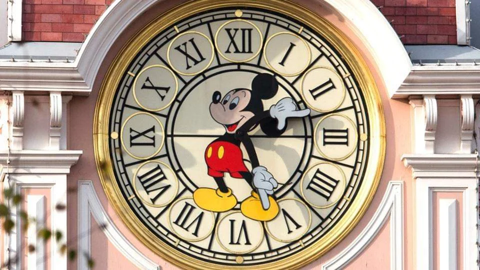 orologio Disneyland Hotel a Disneyland Paris