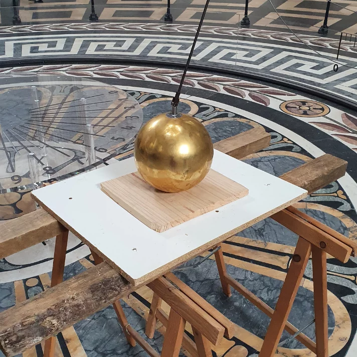 sfera del pendolo di Foucault pantheon parigi