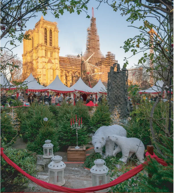 mercatino di Natale 2025 a Parigi Notre Dame