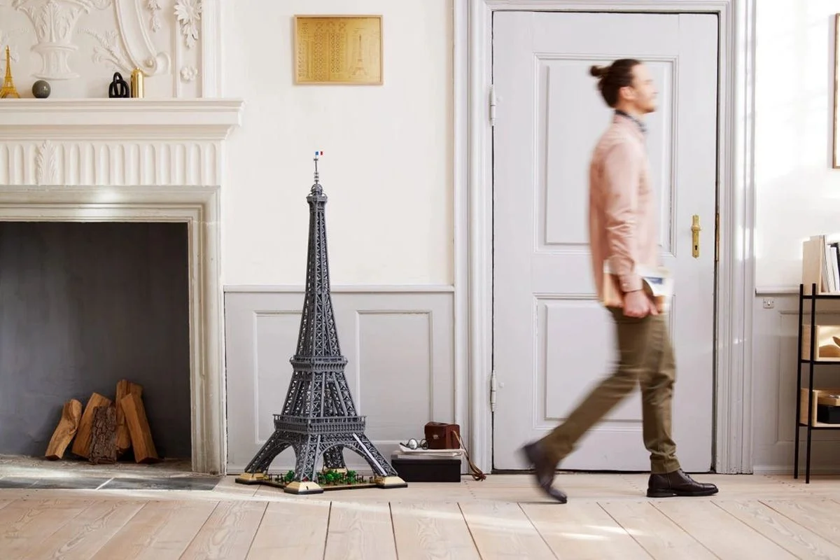 LEGO Torre Eiffel - 10307 - altezza 149 cm, base 57, anno 2022