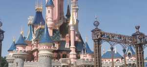 tegole che richiamano Ospizio (ospedale dei poveri) di Beaune