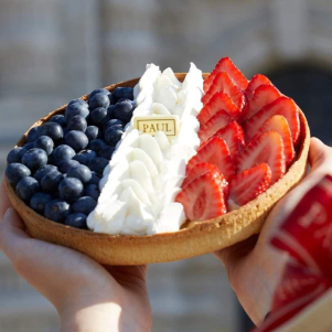 mangiare dolci a Parigi: croissant, crepe, pan chocolat, macaron, flan