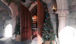 negozio articoli natalizi disneyland paris Boutique du chateau