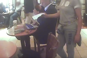 scippo o furto smartphone nei cafè a Parigi