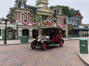 auto d' epoca in Main street U.S.A. a Disneyland Paris
