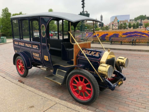 auto d' epoca in Main street U.S.A. a Disneyland Paris