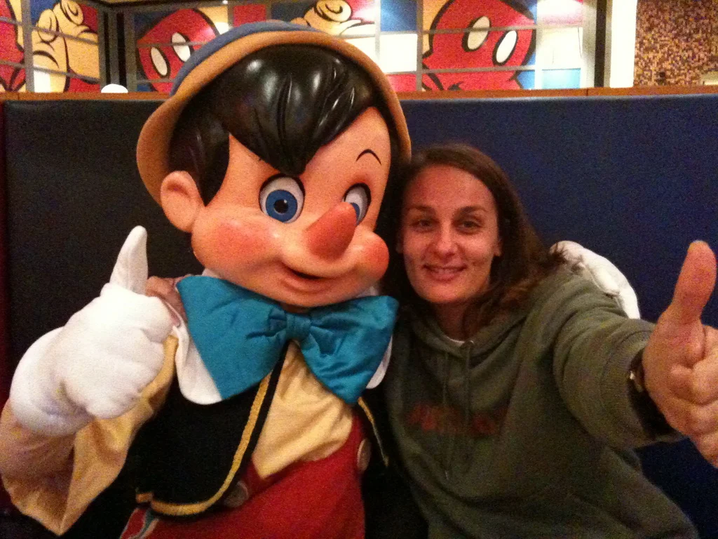 cafè mickey disneyland paris