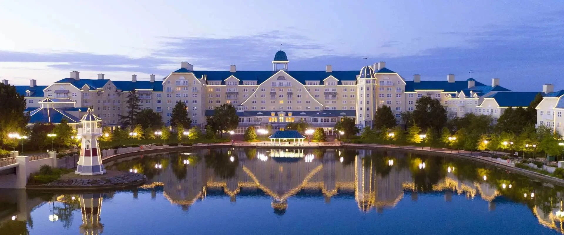 hotel newport bay club disneyland paris