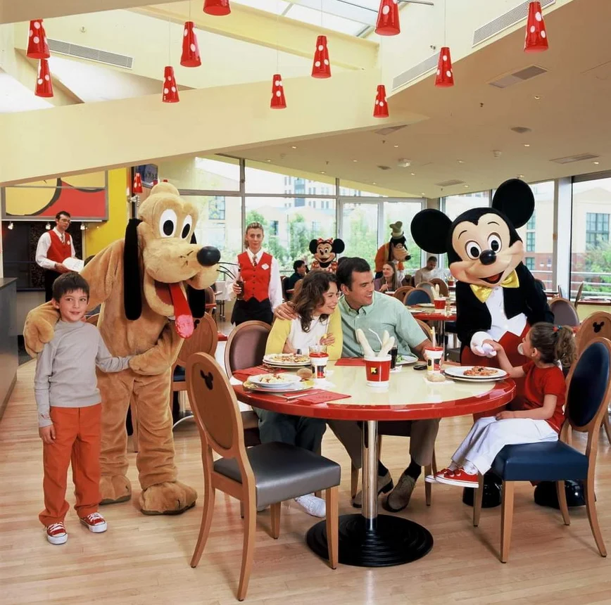 pasti con i personaggi disneyland paris