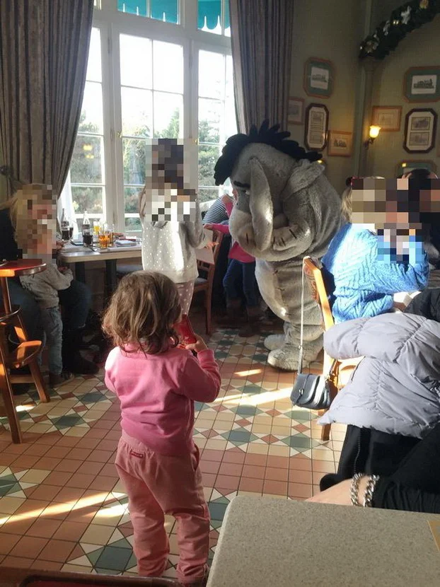 colazione pranzo cena con i con personaggi disney a disneyland paris
